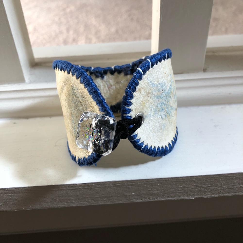 Colts cuff - Picture 3 of 3